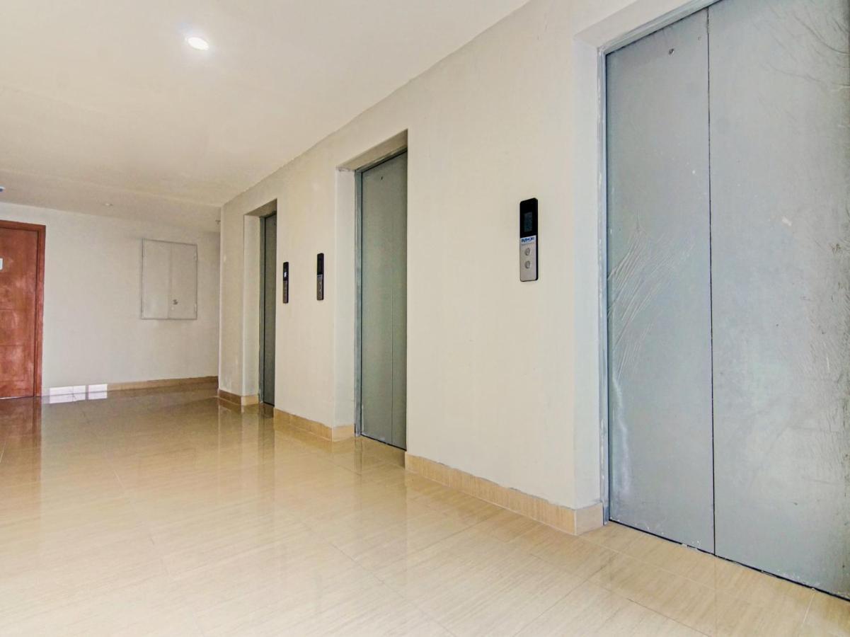 Oyo 90339 Evenciio Apartment Syariah Depok Exterior photo
