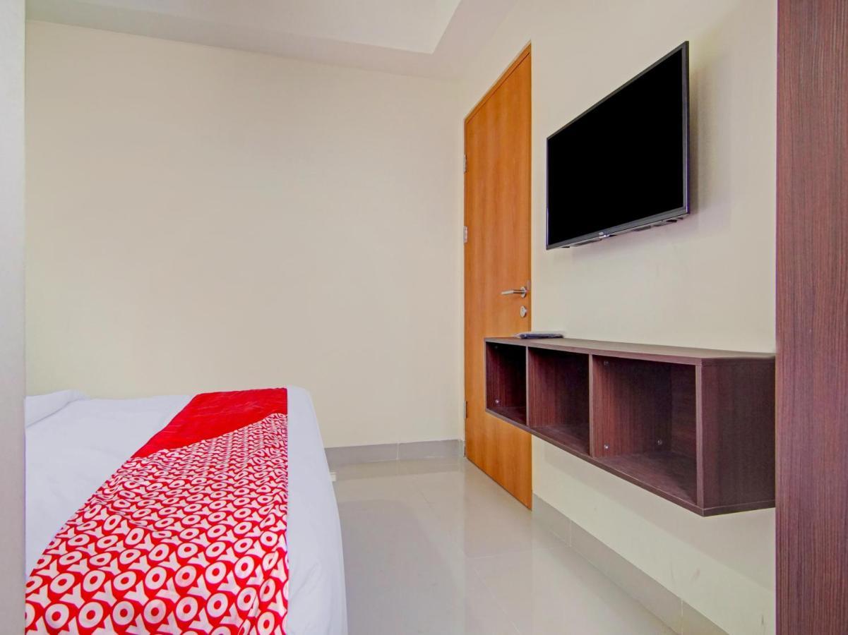 Oyo 90339 Evenciio Apartment Syariah Depok Exterior photo
